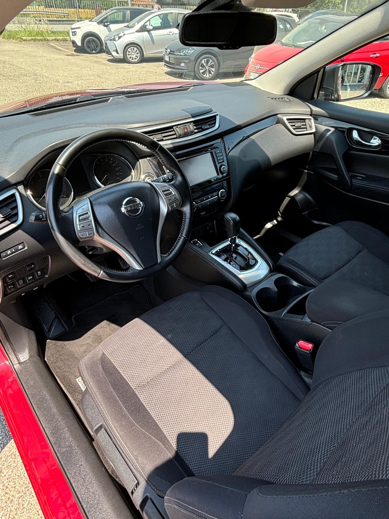 Nissan Qashqai 1.6 dCi 2WD 360 - 2015