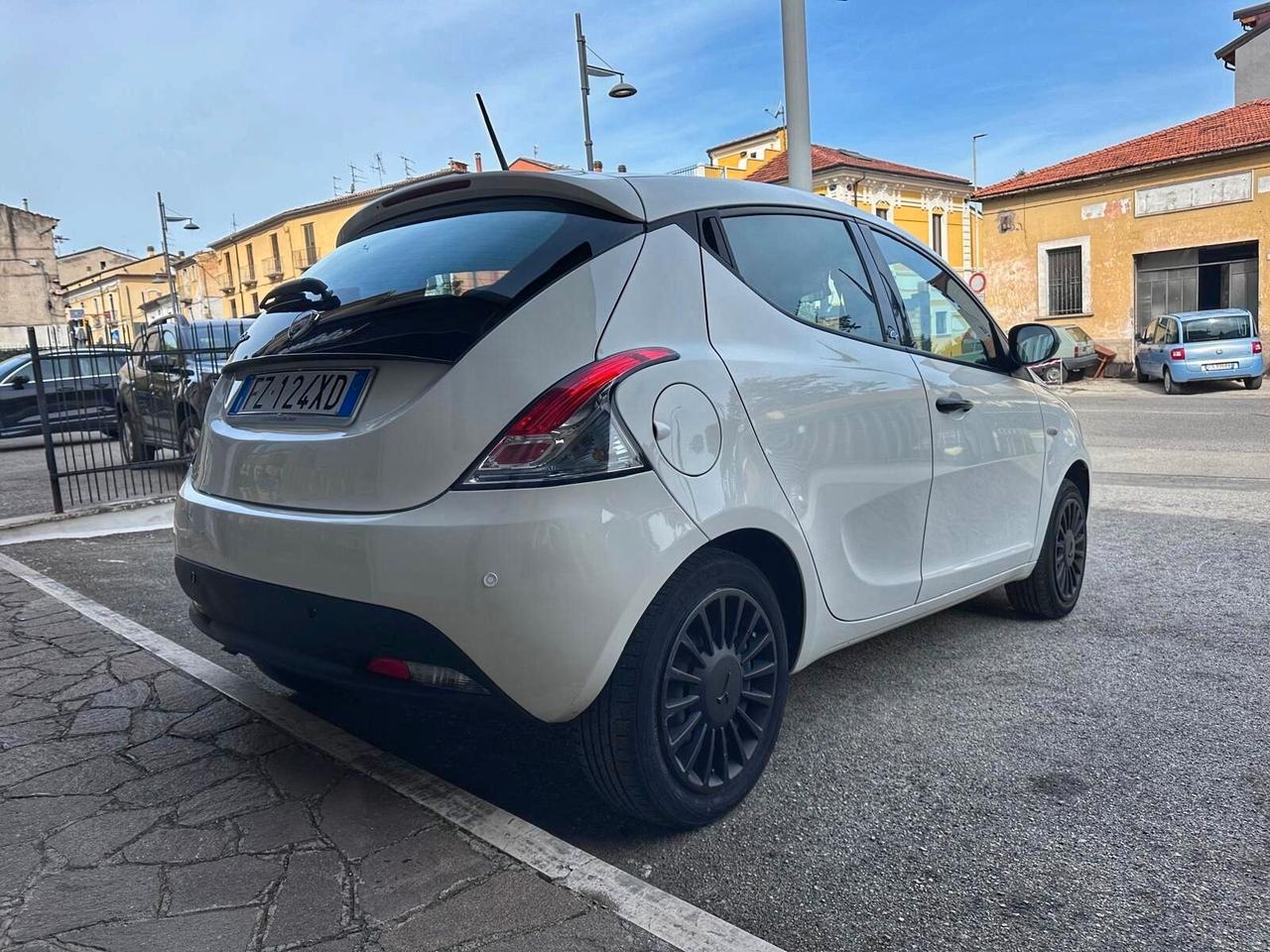 Lancia Ypsilon 1.2 GPL 69 CV - 2020 -