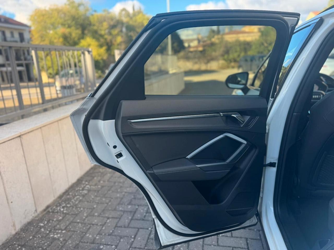 AUDI Q3 SPORTBACK 2.0 TDI 150 CV S LINE,TETTO,FULL