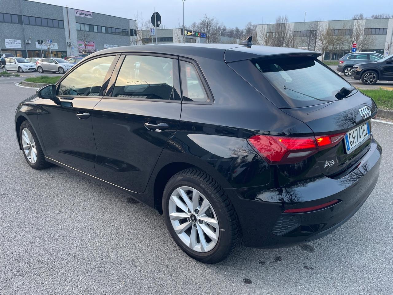 Audi A3 SPB 30 TDI *Automatik*Navi*Naopatentati*