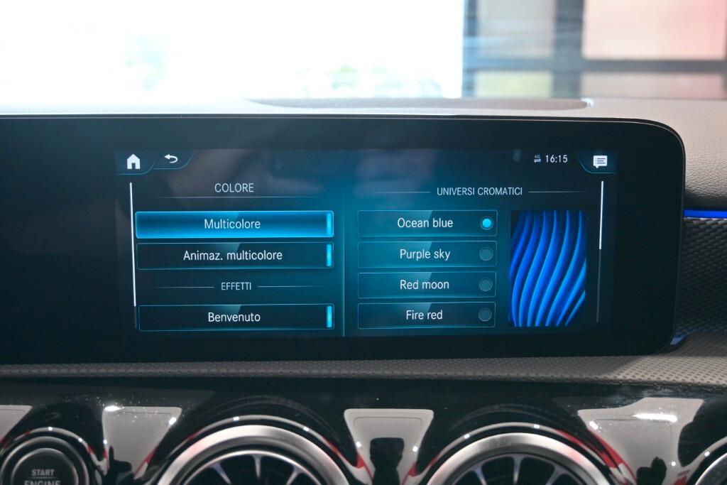 MERCEDES-BENZ A 180D 116CV 6M. SPORT ( FARI LED - AMBIENT LIGHTS - CRUISE - PELLE - NAVI PREMIUM - PARK ASSIST - TELECAMERA POST. - CERCHI 17 )