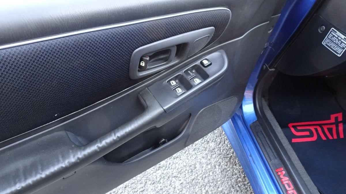 SUBARU - Impreza - 2.0 turbo 16V WRX gt