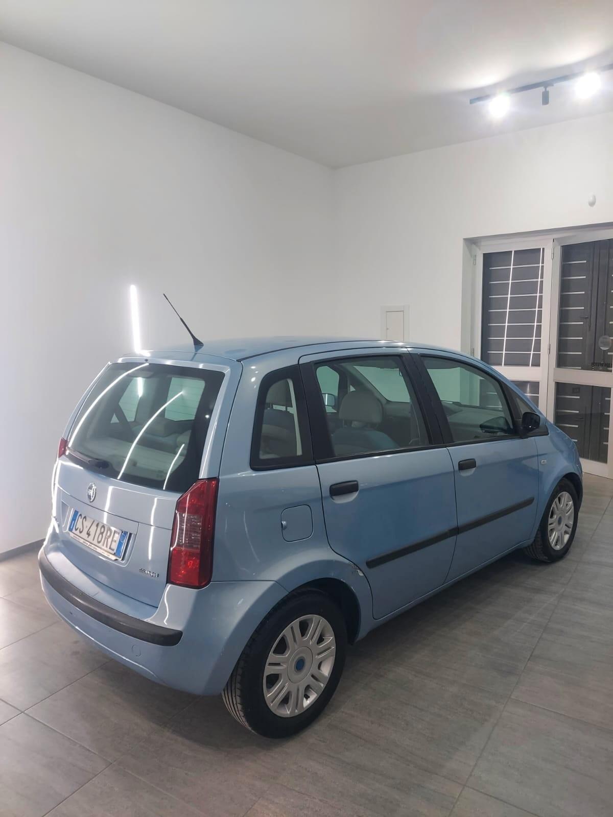 Fiat Idea 1.3 Multijet 16V Emotion 69CV
