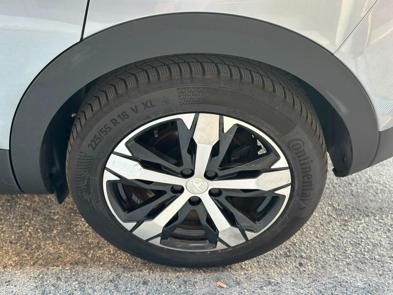 Peugeot 3008 1.5 130CV Allure Pack