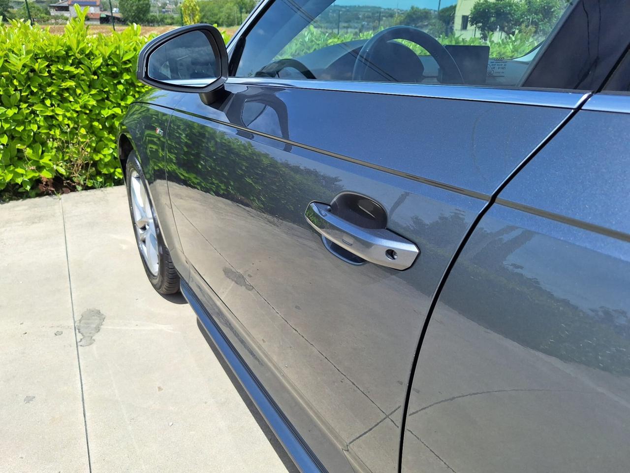 Audi A4 Avant S-LINE 2.0 TDI 150cv Automatica