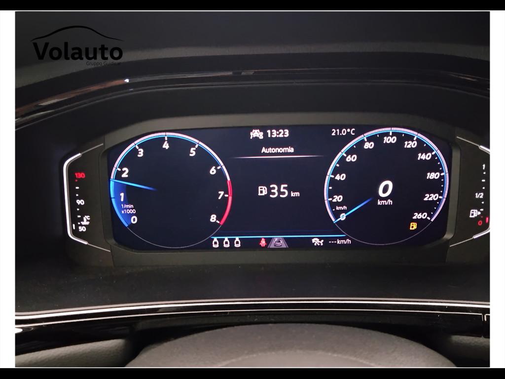 VOLKSWAGEN T-Roc 2022 - T-Roc 1.0 tsi R-Line 110cv