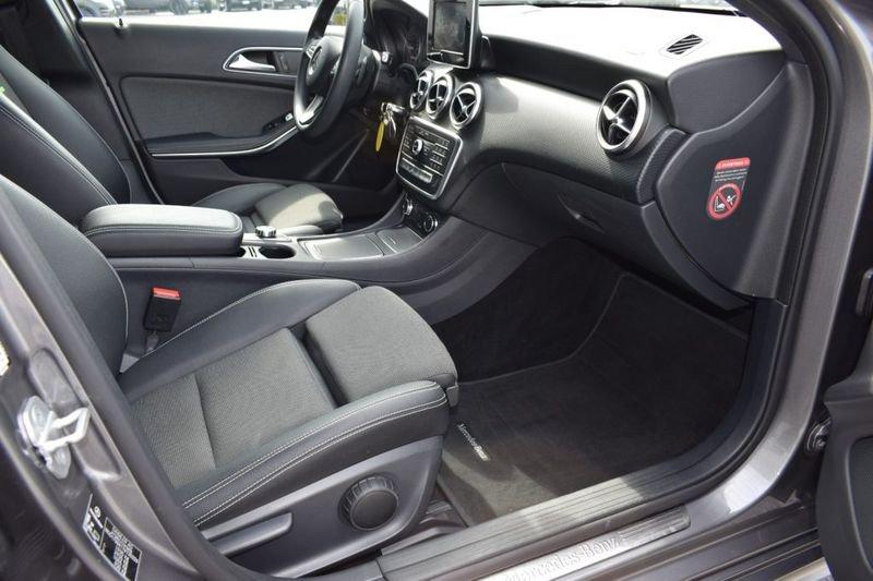Mercedes-Benz Classe A A 160 Automatic NEOPATENTATI