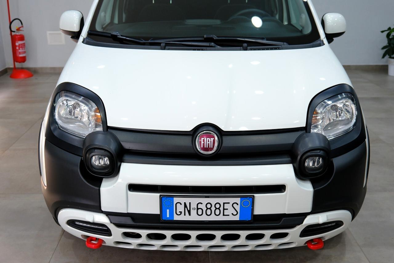 Fiat Panda Cross 1.0 70cv HYBRID CARPLAY