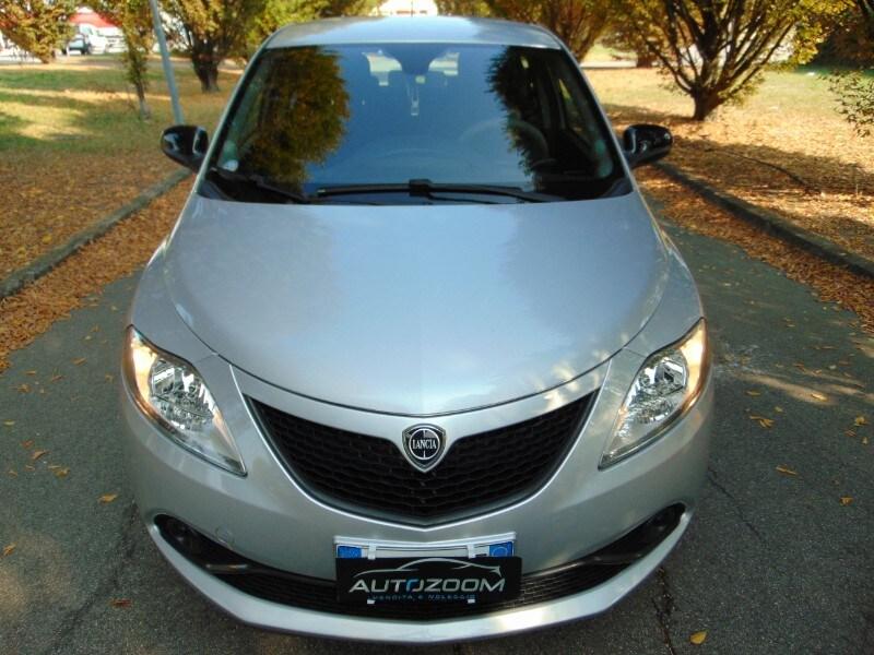 LANCIA Ypsilon 3ª serie Ypsilon 1.2 69 CV 5 po...
