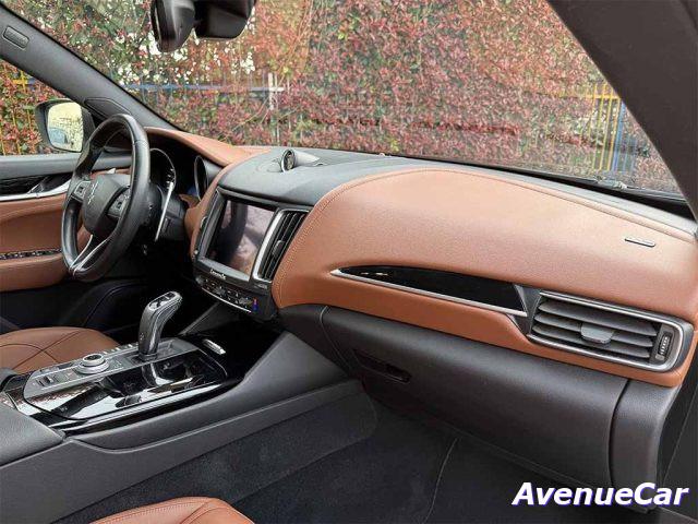 MASERATI Levante GRANSPORT TELECAMERA CERCHI 21'' IVA ESPOSTA