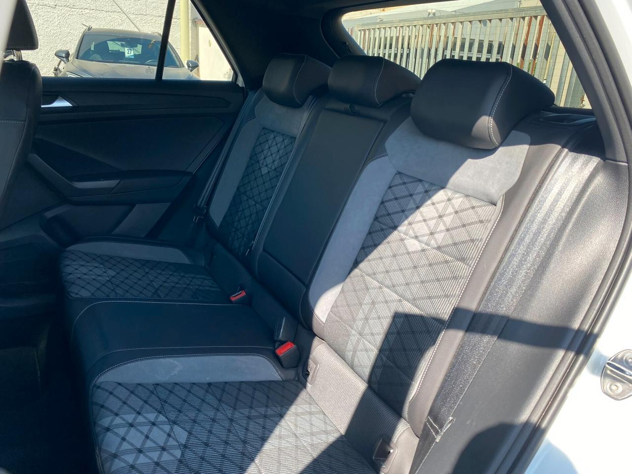 Volkswagen T-Roc R-Line 2.0 TDI 150CV DSG 4motion