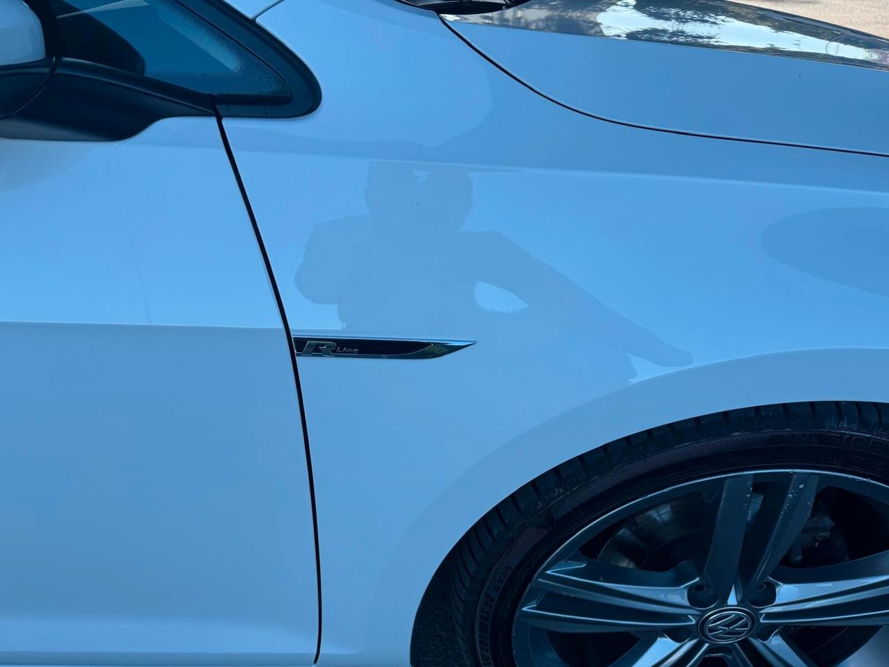 Volkswagen Golf 1.6 TDI 115 CV 5p R line