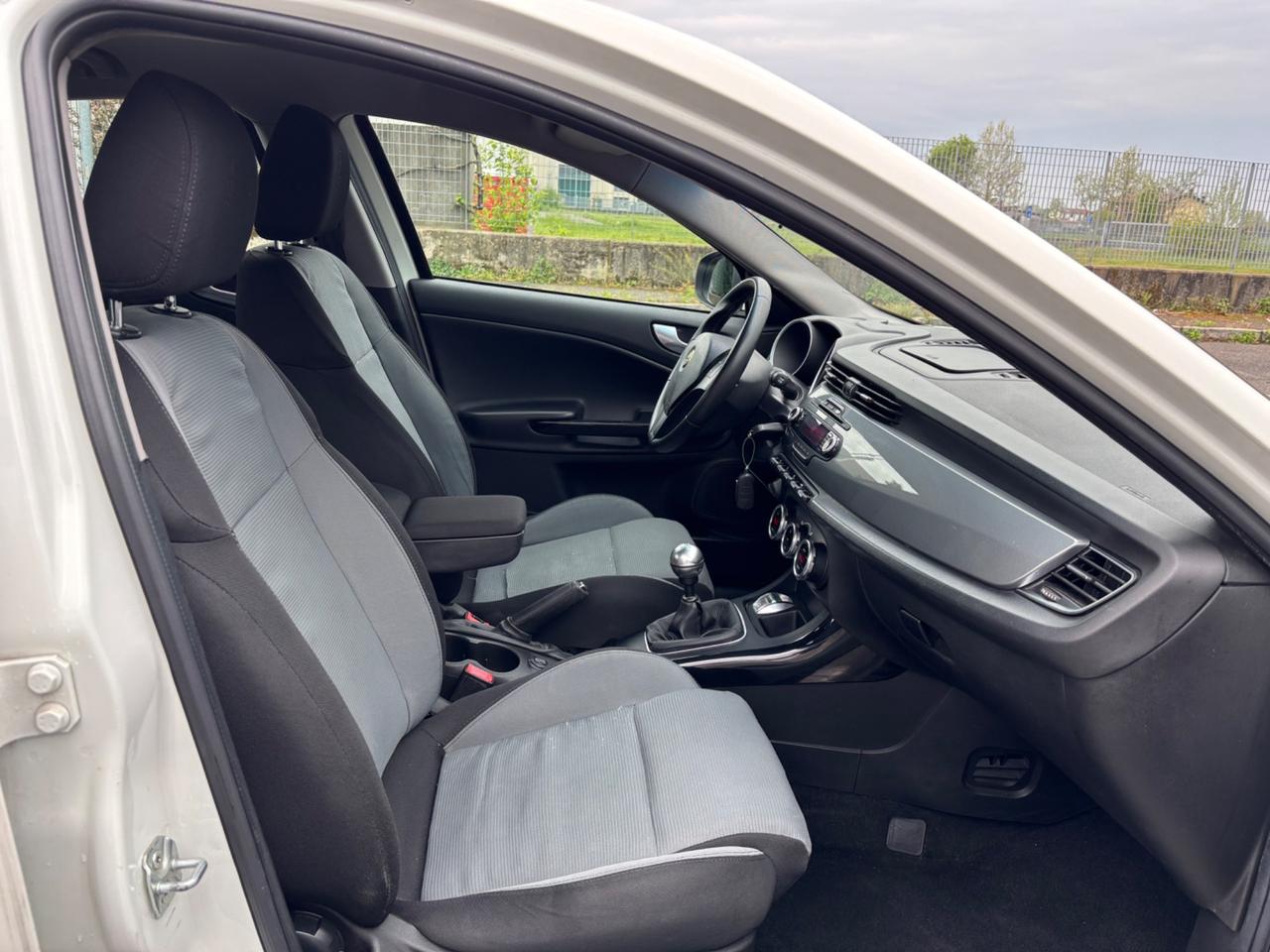 Alfa Romeo Giulietta 1.6 JTDm-2 105 CV GARANZIA