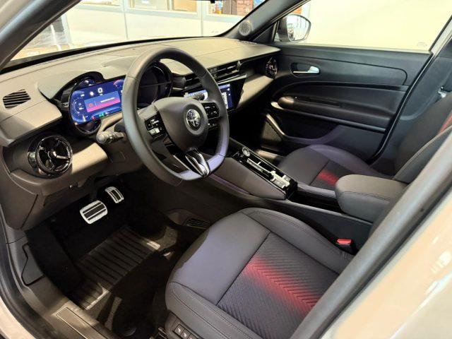 ALFA ROMEO Junior 1.2 136 CV Hybrid eDCT6 Speciale NAVI - LED - 18