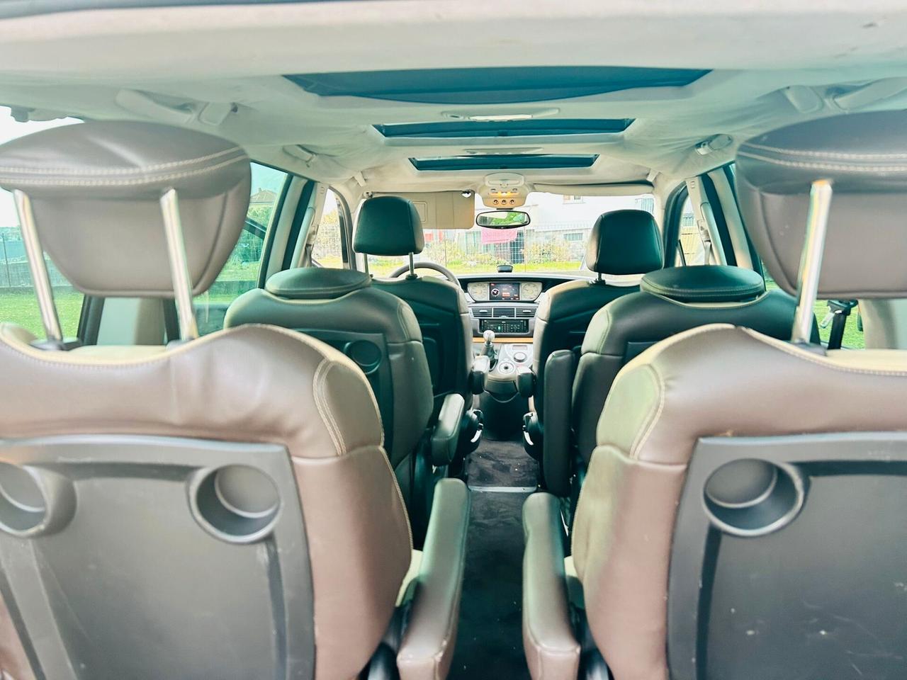 Lancia Phedra 2.2 MJT Platino