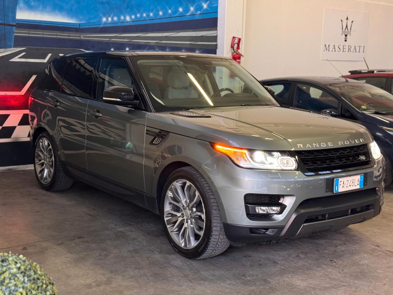 Land Rover Range Sport 3.0 SDV6 HSE Dynamic
