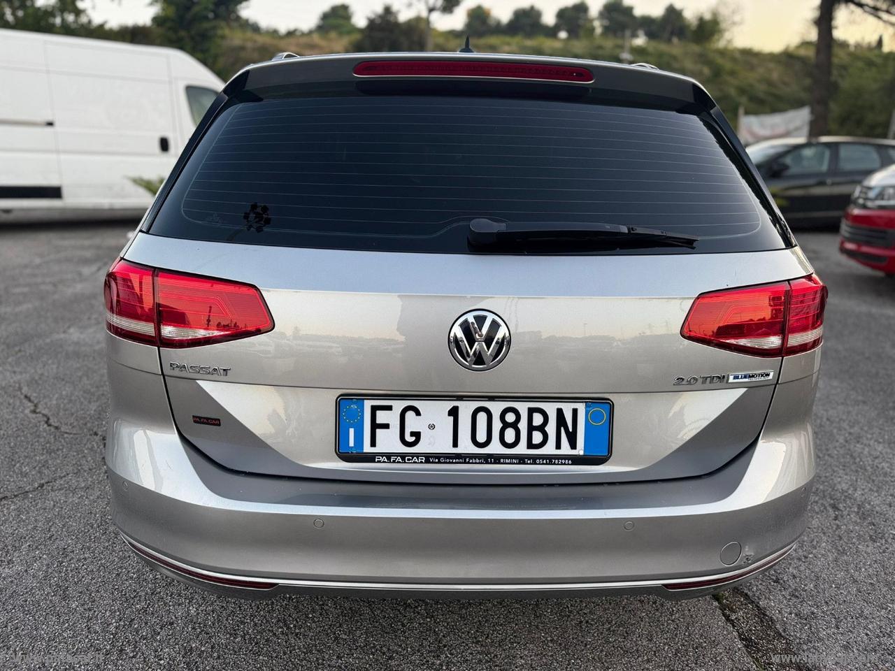 VOLKSWAGEN Passat Variant 2.0 TDI DSG Highline BMT
