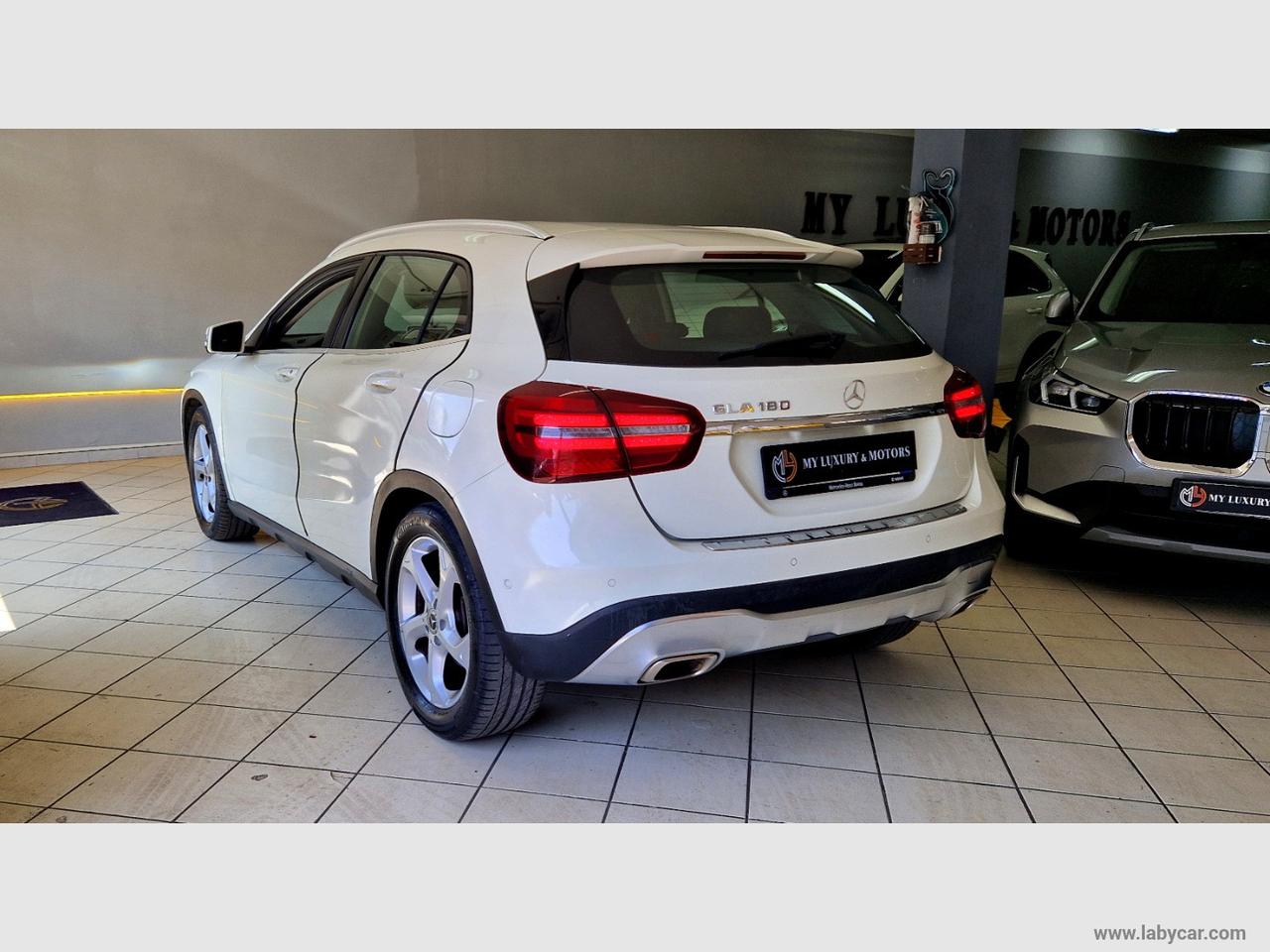 MERCEDES-BENZ GLA 180 Executive AUTOMATICA