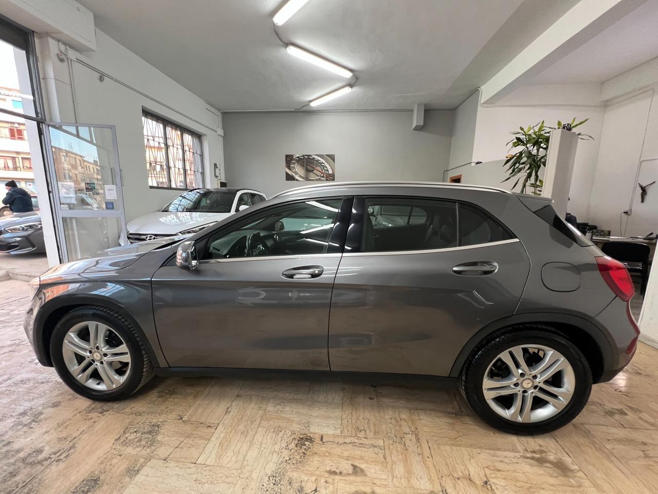 Mercedes-benz GLA 200 CDI Automatic Premium