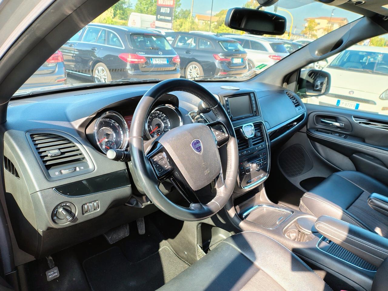 Lancia Voyager 2.8 Turbodiesel Platinum 177 CV