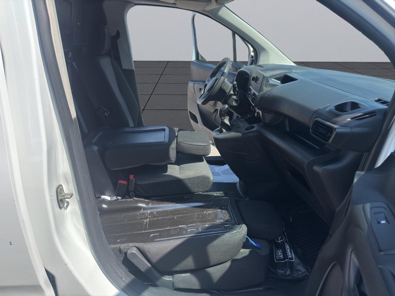 Opel Combo 1.5 D 100CV(L1H1 PC-TN-) ALLESTITO OFFI INA MOBILE+PORTAPACCHI-SENSORI-CRUISE-PASSO CORTO