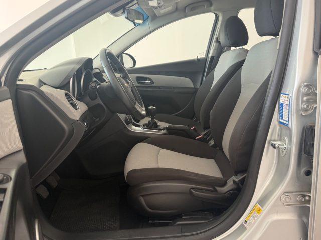 CHEVROLET Cruze 1.6 4 porte LS