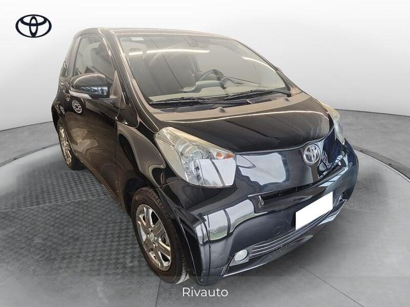 Toyota iQ iQ 1.0 Lounge (high) cvt