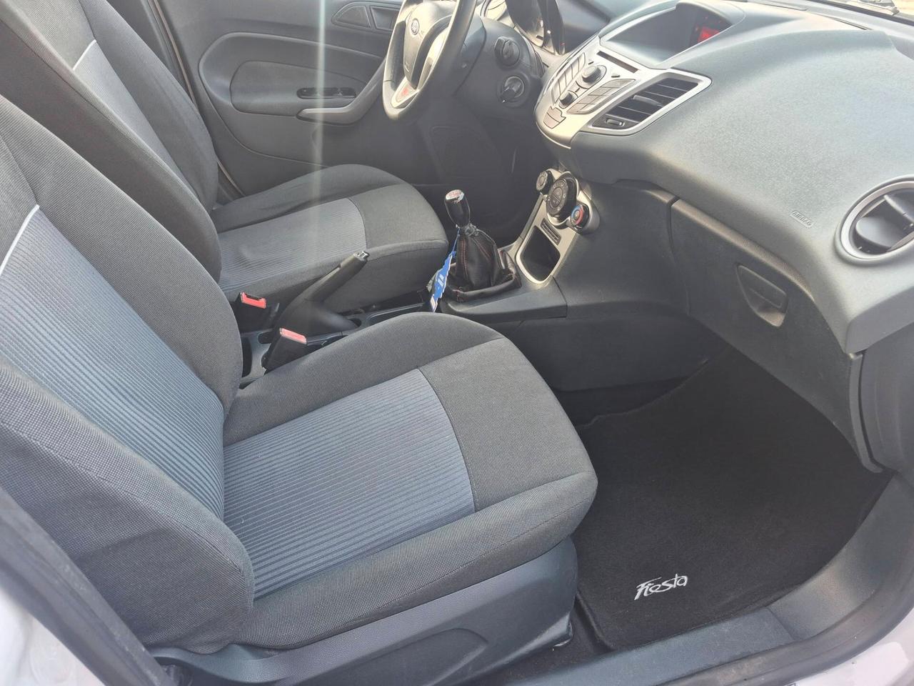 Ford Fiesta 1.4 TDCi 5p. Titanium