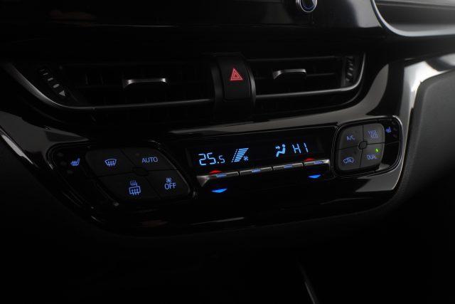 TOYOTA C-HR C-HR 2.0 Hybrid E-CVT Morebusiness/Trend/Comfort