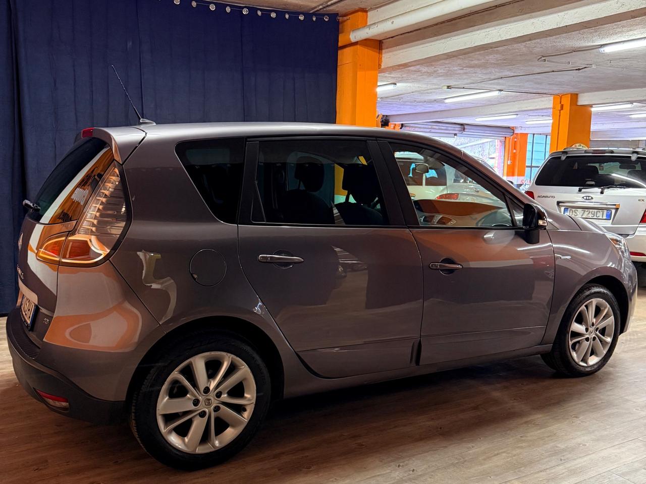 INCREDIBILE RENAULT SCENIC XMOD IN CONDIZIONI ECCELLENTI