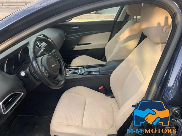 JAGUAR XE 2.0 D 180 CV aut. Pure Business Edition