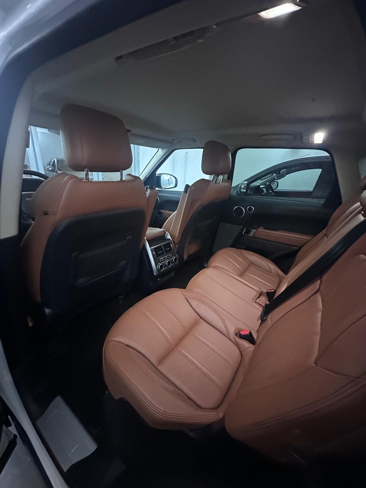 Land Rover Range Sport 3.0 TDV6 HSE Dynamic