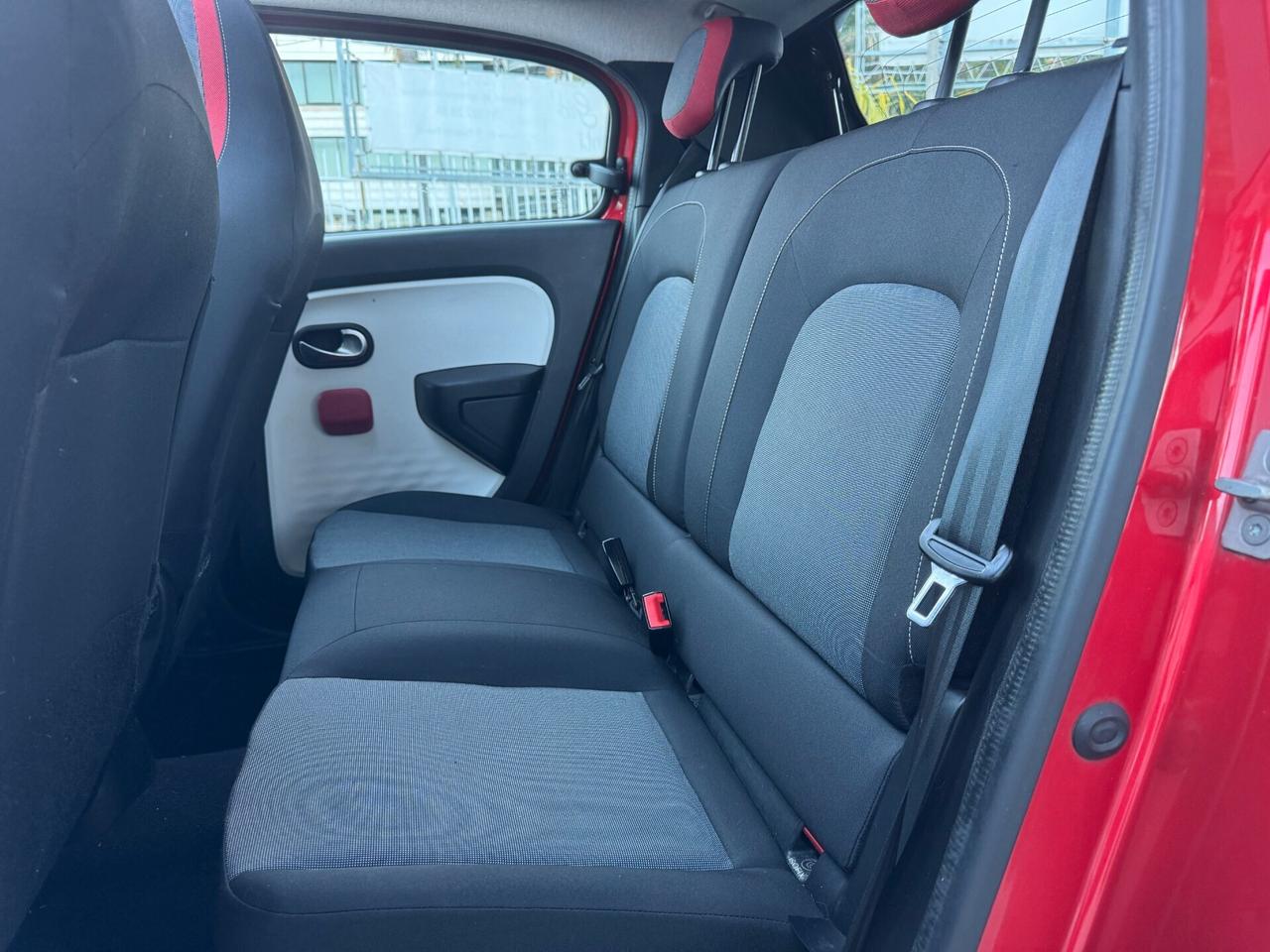 Renault Twingo SCe Stop&Start 1.0 70CV Cabrio