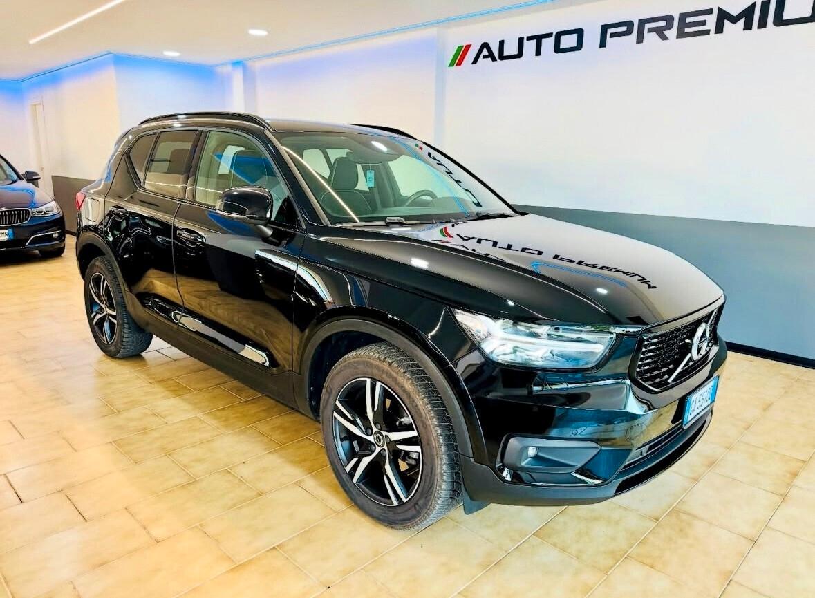 Volvo XC40 D3 R-design - R.Cam - CarPlay