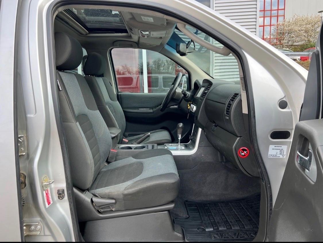 Nissan Navara 2.5 dCi Aut. 190CV 4 porte Double Cab LE Plus