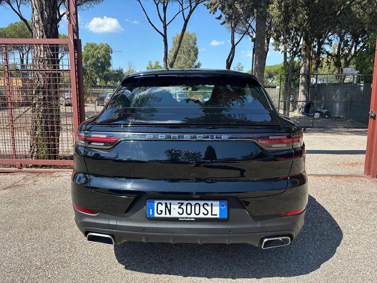 Cayenne Coupé 3.0 V6 E-Hybrid ROSSO CARTIER KAMERA *PROMO* FULL OPTIONAL