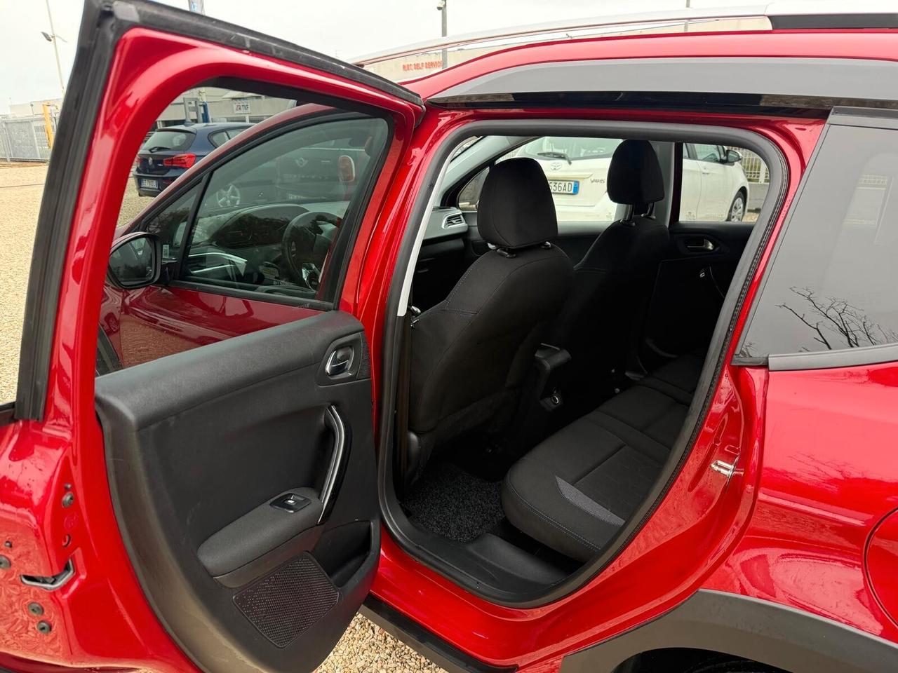 Peugeot 2008 PureTech 82 S&S Style