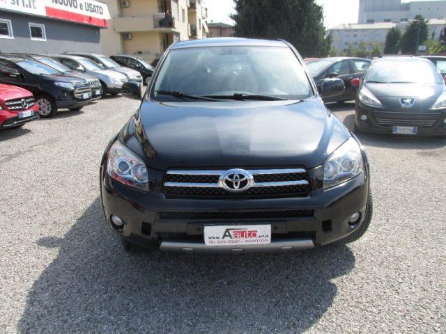 TOYOTA RAV 4 Crossover 2.2 D-4D 177cv Luxury -CONDIZIONI OTTIME