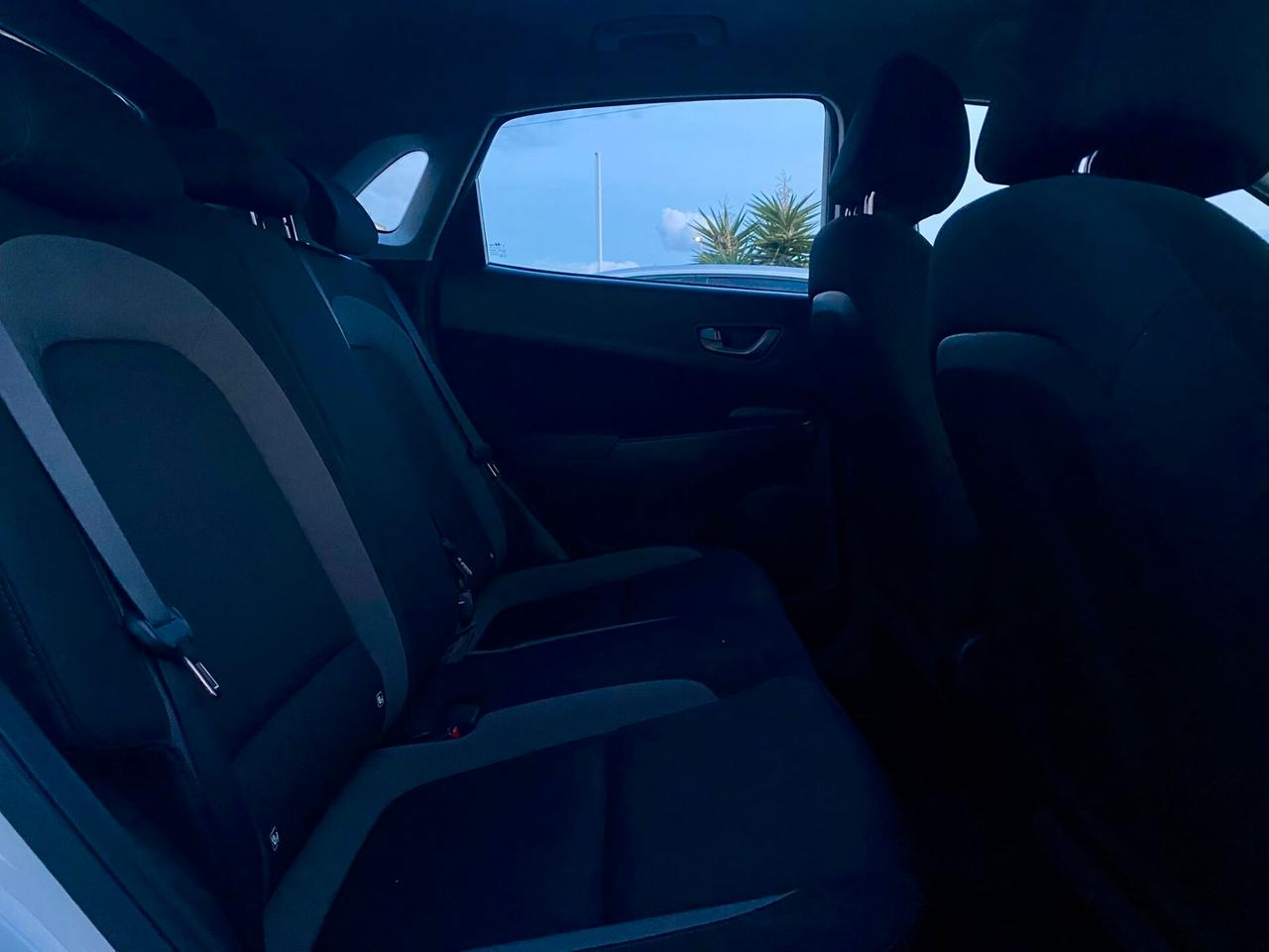 Hyundai Kona 1.6 CRDI 115 cv. *Soli 83.000 km
