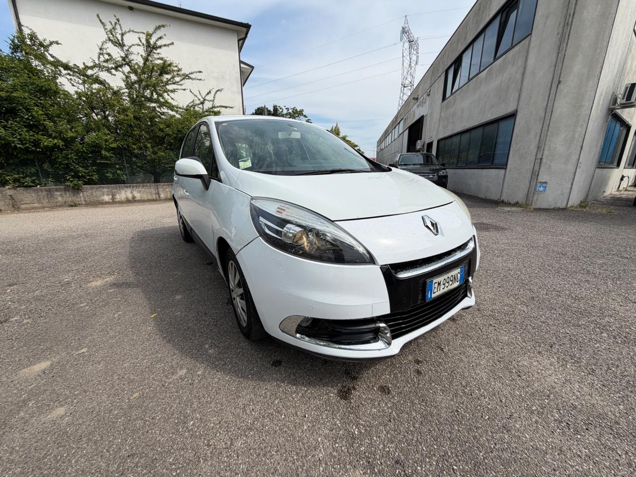Renault Scenic Scénic X-Mod 1.5 dCi 110CV Luxe