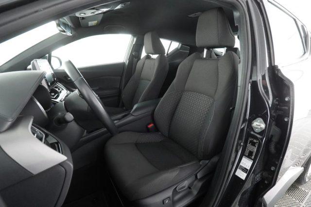 TOYOTA C-HR C-HR 1.8 Hybrid E-CVT Business