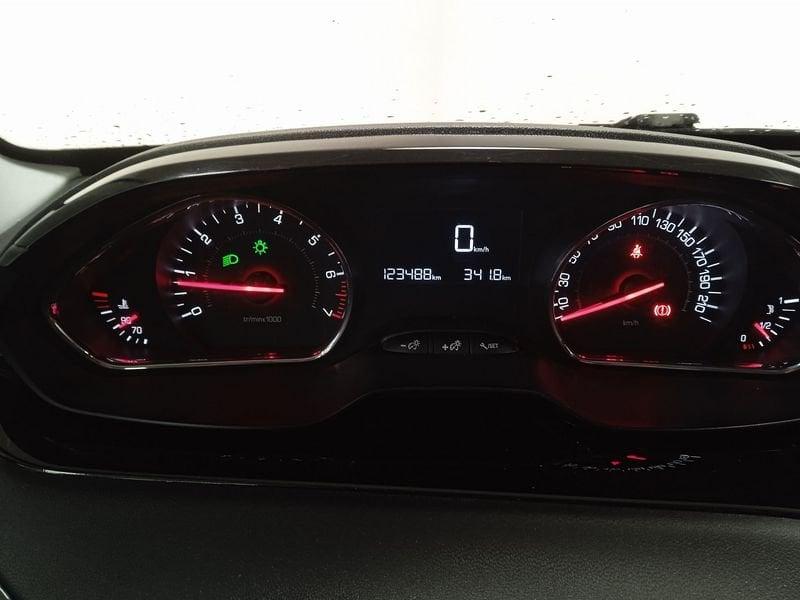 Peugeot 208 1.2 VTi 82 CV 3 porte Allure