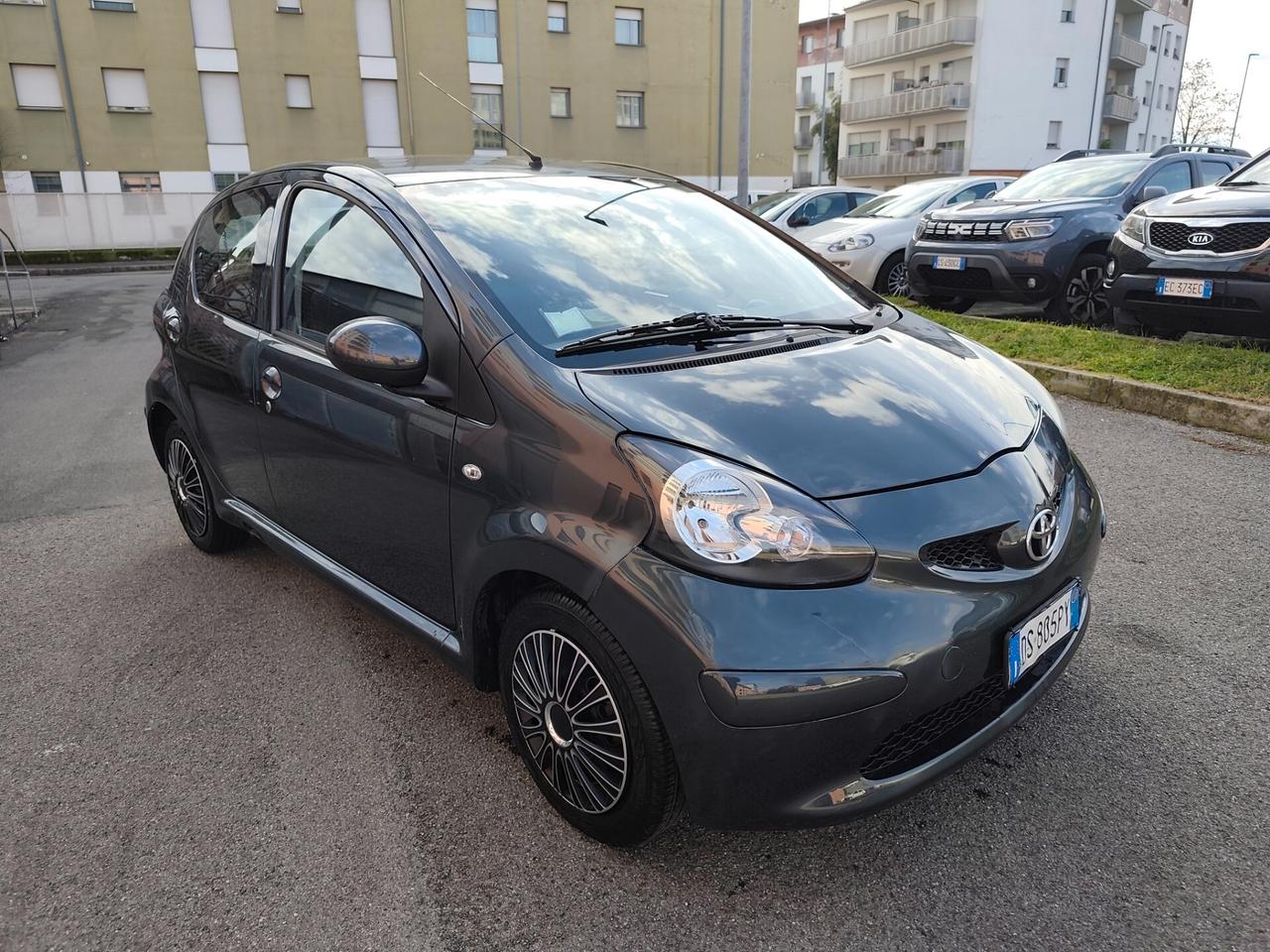 Toyota Aygo 1.0 Benz 5 porte euro 4