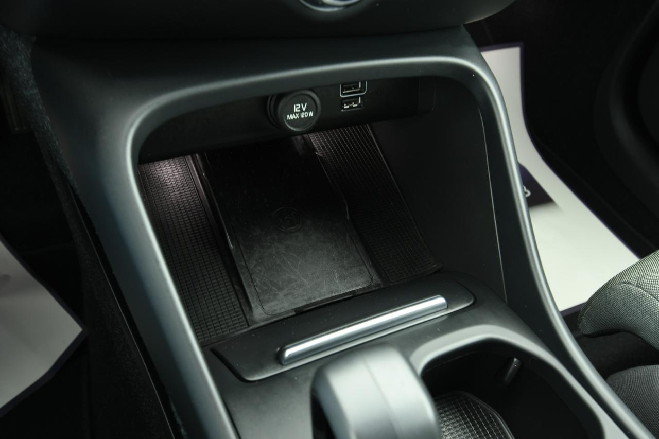 VOLVO XC40 N1 T4 recharge plug-in hybrid Core auto PREZZO+IVA+CAMERA