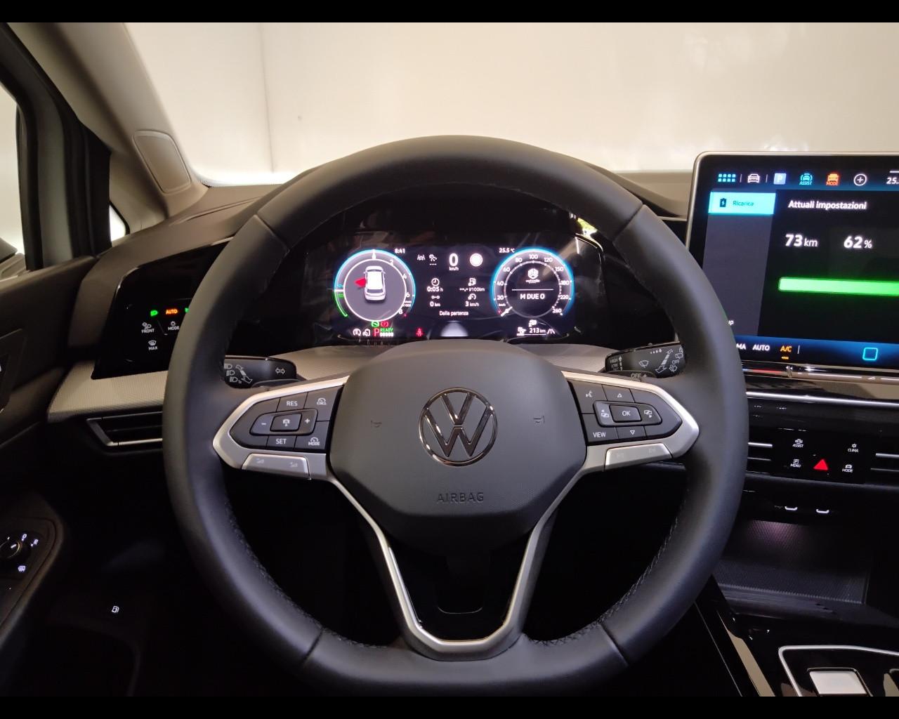 VOLKSWAGEN Golf VIII 2024 - Golf 1.5 tsi ehybrid Style 204cv dsg