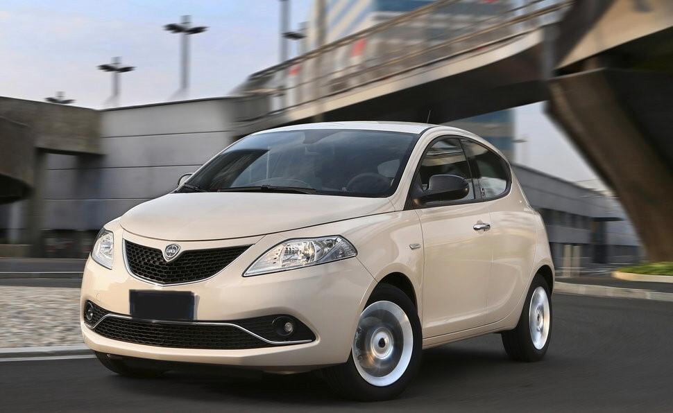 Lancia Ypsilon 1.0 TwinAir 5 porte Ecochic Elefantino