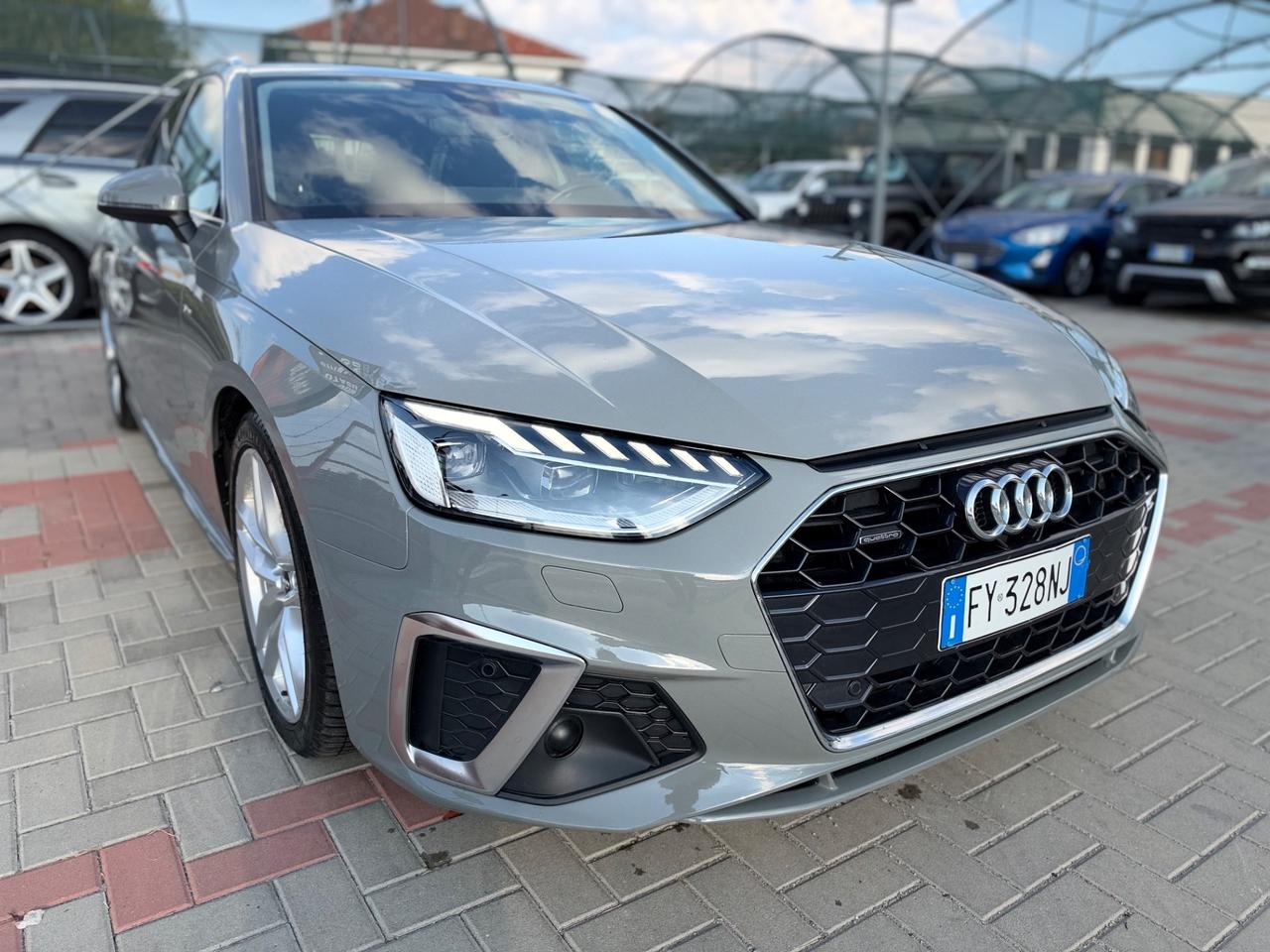 Audi A4 Avant 40 TDI quattro S tronic line edition