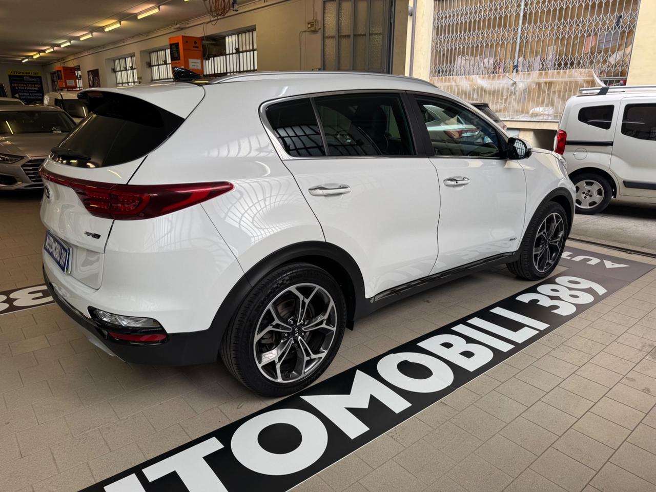 Kia Sportage 2.0 CRDI 185 CV AT8 AWD Mild Hybrid 48V GT Line