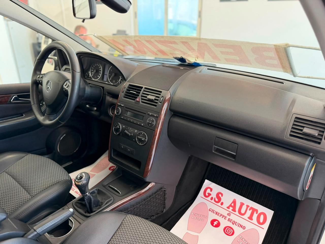 Mercedes-benz A 150 BlueEFFICIENCY Elegance