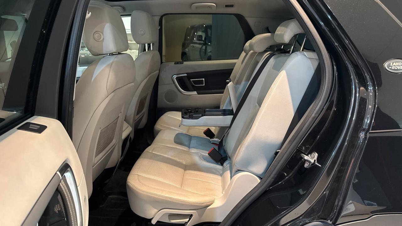 LAND ROVER DISCOVERY 7 POSTI 2.2D - 2015